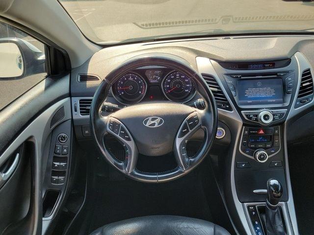 Hyundai Elantra  2014