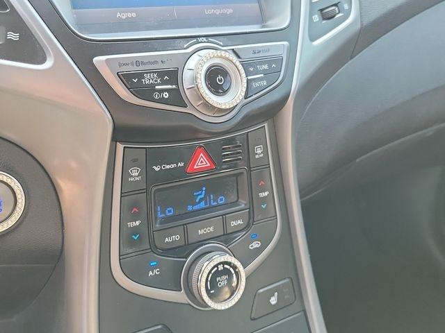Hyundai Elantra  2014
