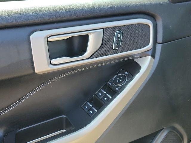 Ford Explorer  2021