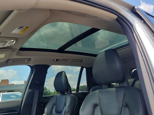 Volvo XC90  2017