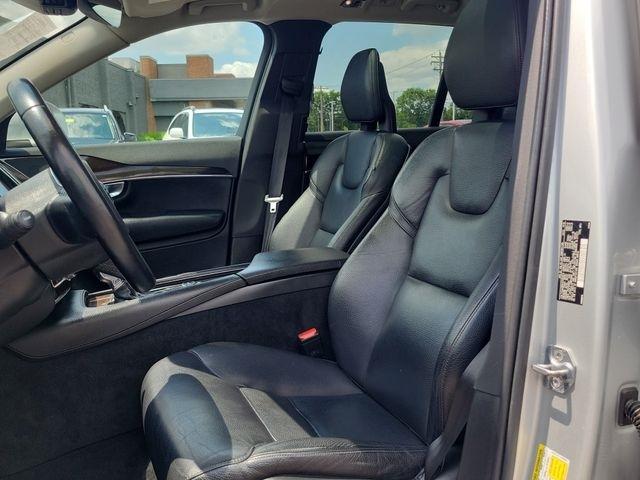 Volvo XC90  2017