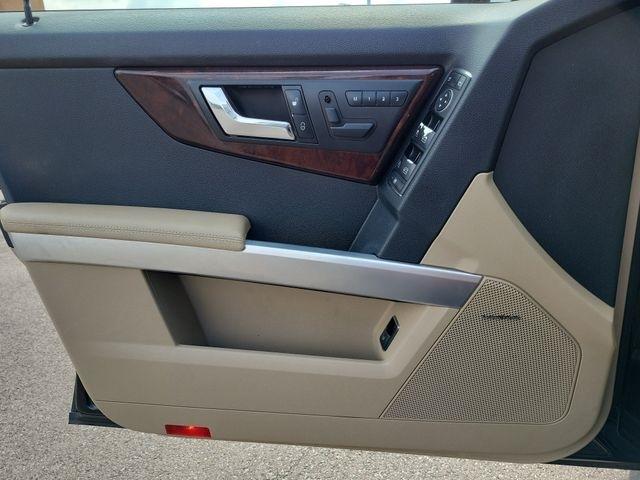 Mercedes-Benz GLK-Class  2010