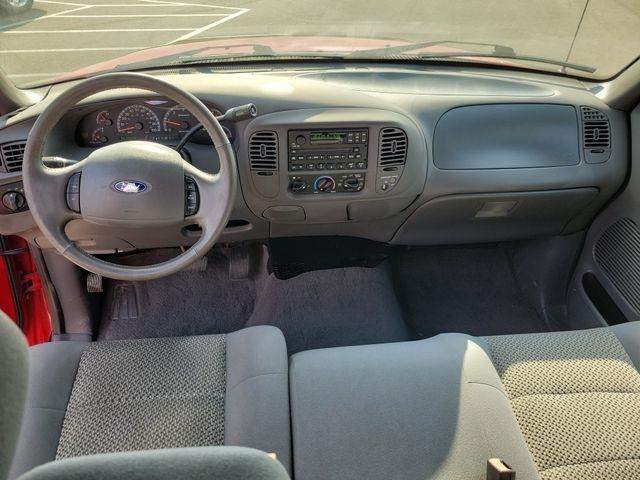 Ford F-150  2003