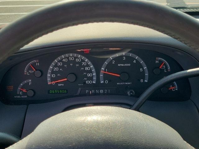 Ford F-150  2003