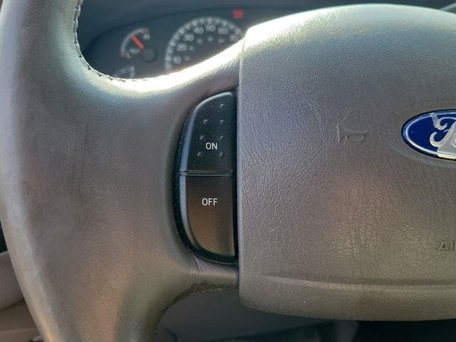 Ford F-150  2003