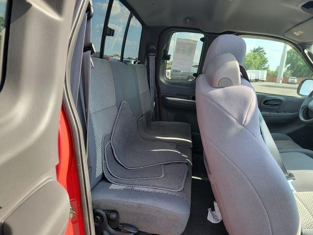 Ford F-150  2003