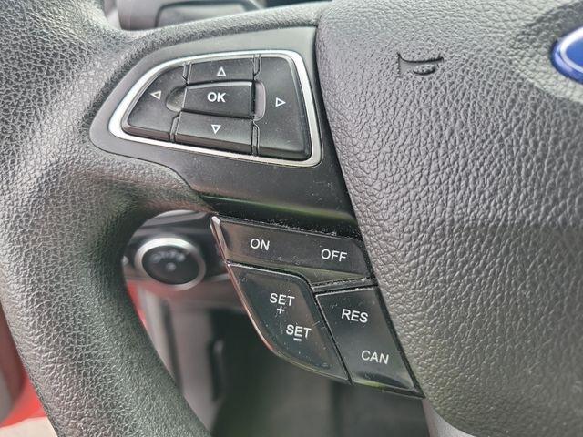 Ford Focus  2015