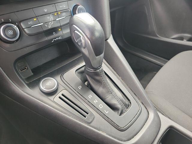 Ford Focus  2015