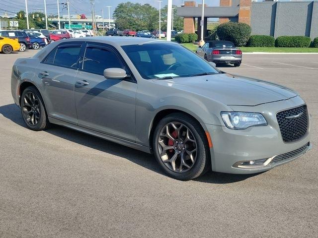 Chrysler 300  2018