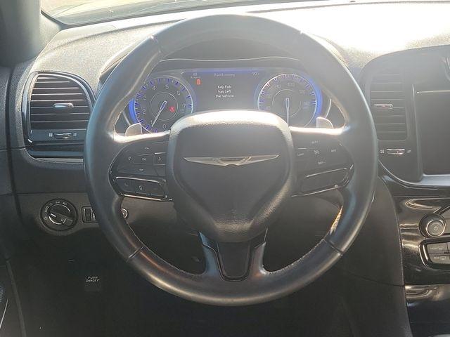 Chrysler 300  2018