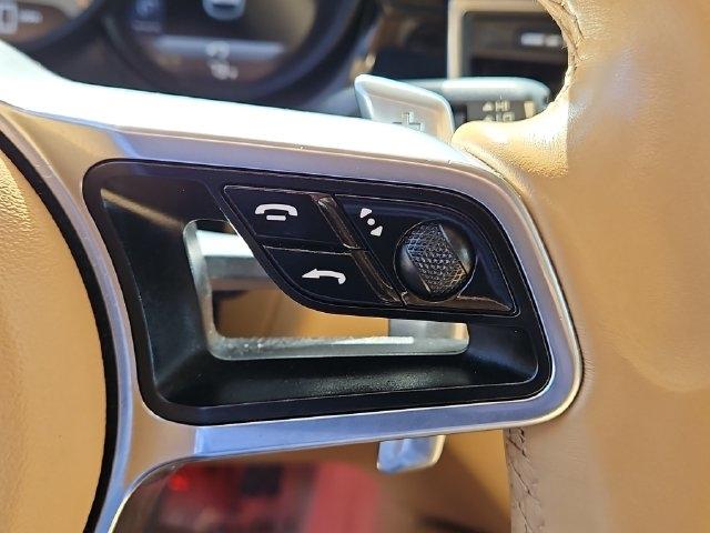 Porsche Macan  2016