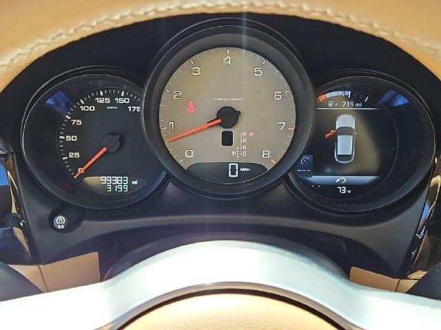 Porsche Macan  2016