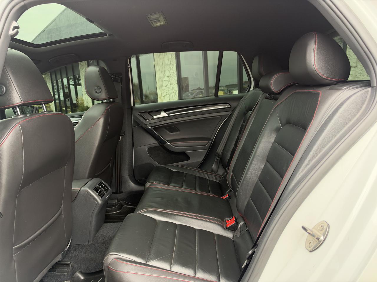 Volkswagen GTI S 6M 4-Door 2015