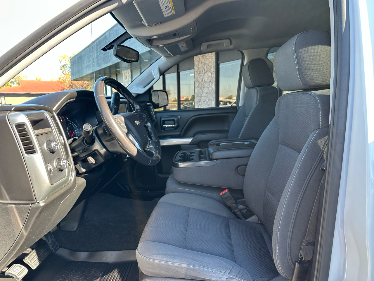 Chevrolet Silverado 1500 LT Z71 Crew Cab 4WD 2018 Chevrolet Silverado 1500 LT Z71 Crew Cab 4WD 2018
