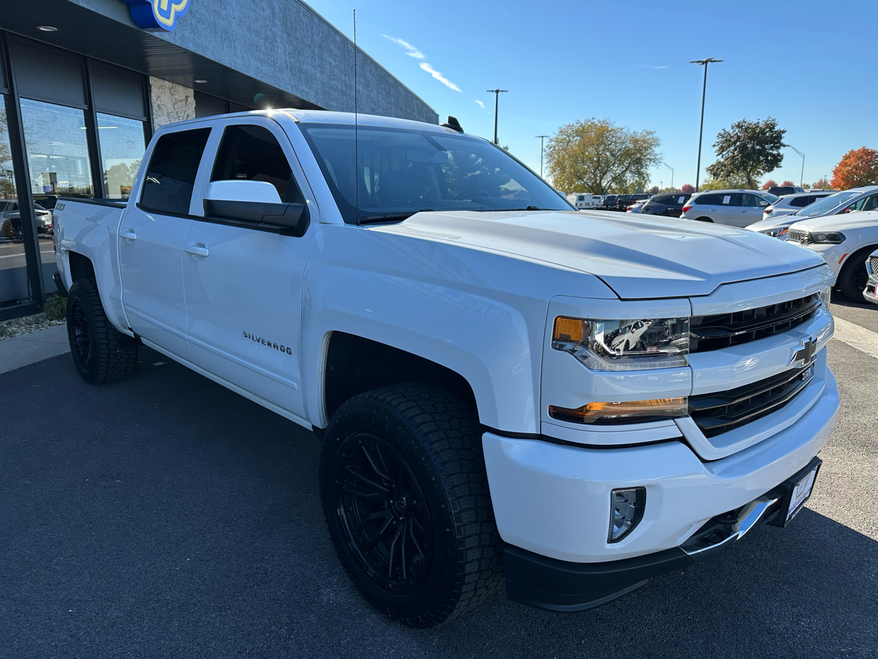 Chevrolet Silverado 1500 LT Z71 Crew Cab 4WD 2018 Chevrolet Silverado 1500 LT Z71 Crew Cab 4WD 2018