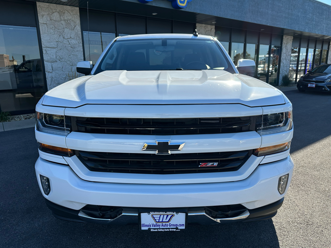 Chevrolet Silverado 1500 LT Z71 Crew Cab 4WD 2018 Chevrolet Silverado 1500 LT Z71 Crew Cab 4WD 2018