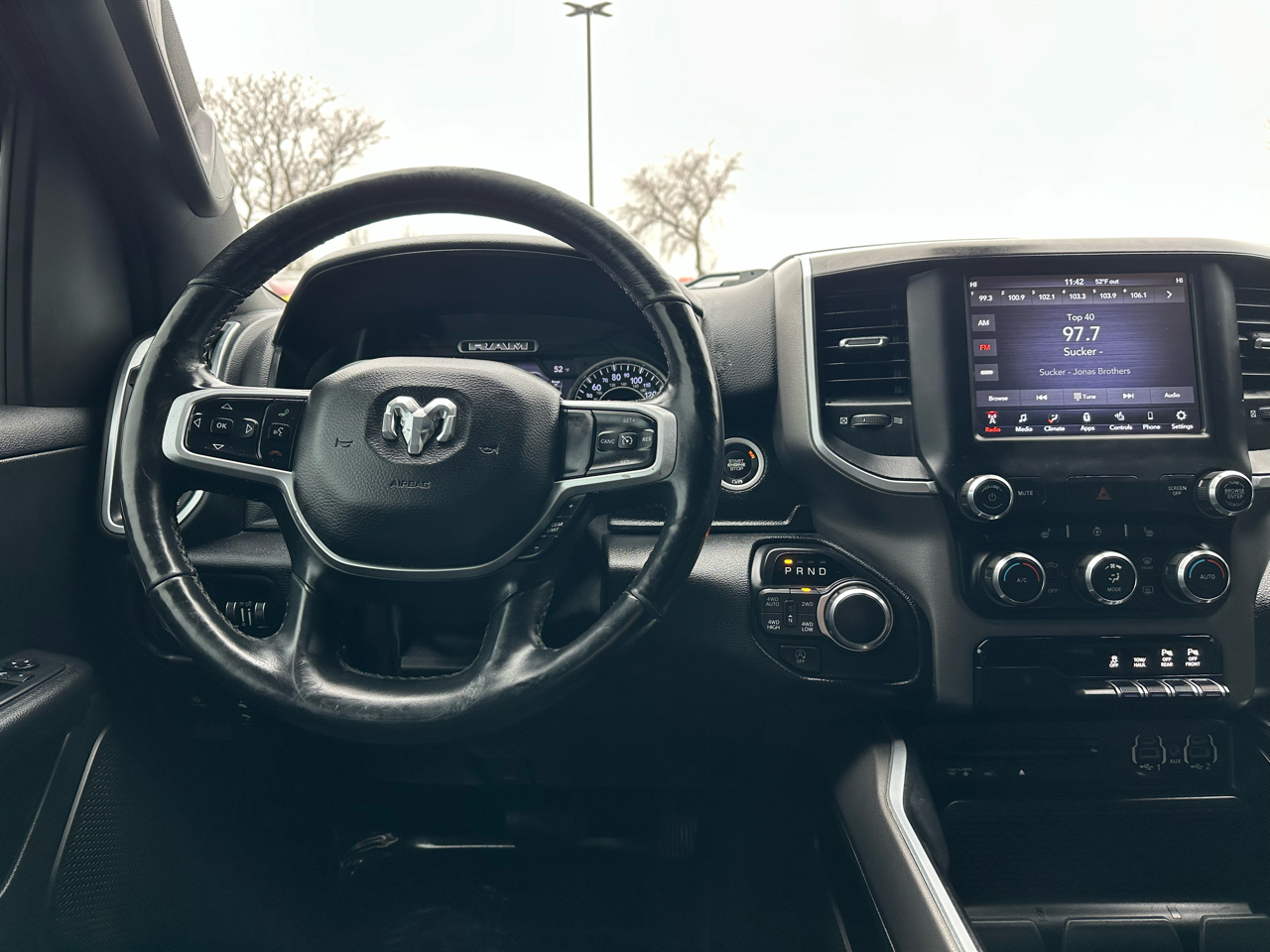 RAM 1500 Big Horn Crew Cab SWB 4WD 2019