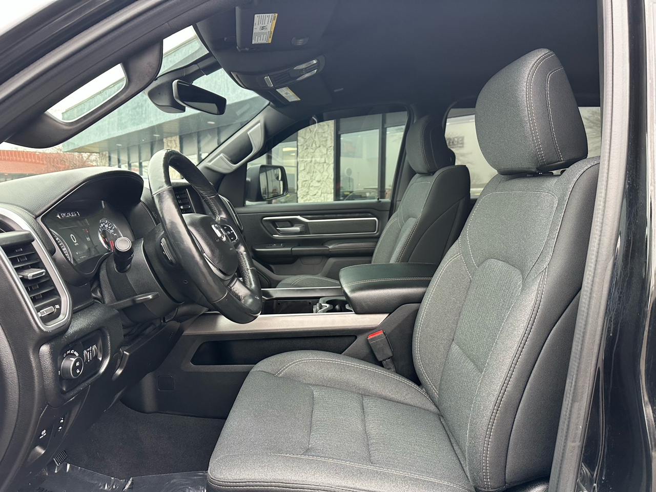 RAM 1500 Big Horn Crew Cab SWB 4WD 2019