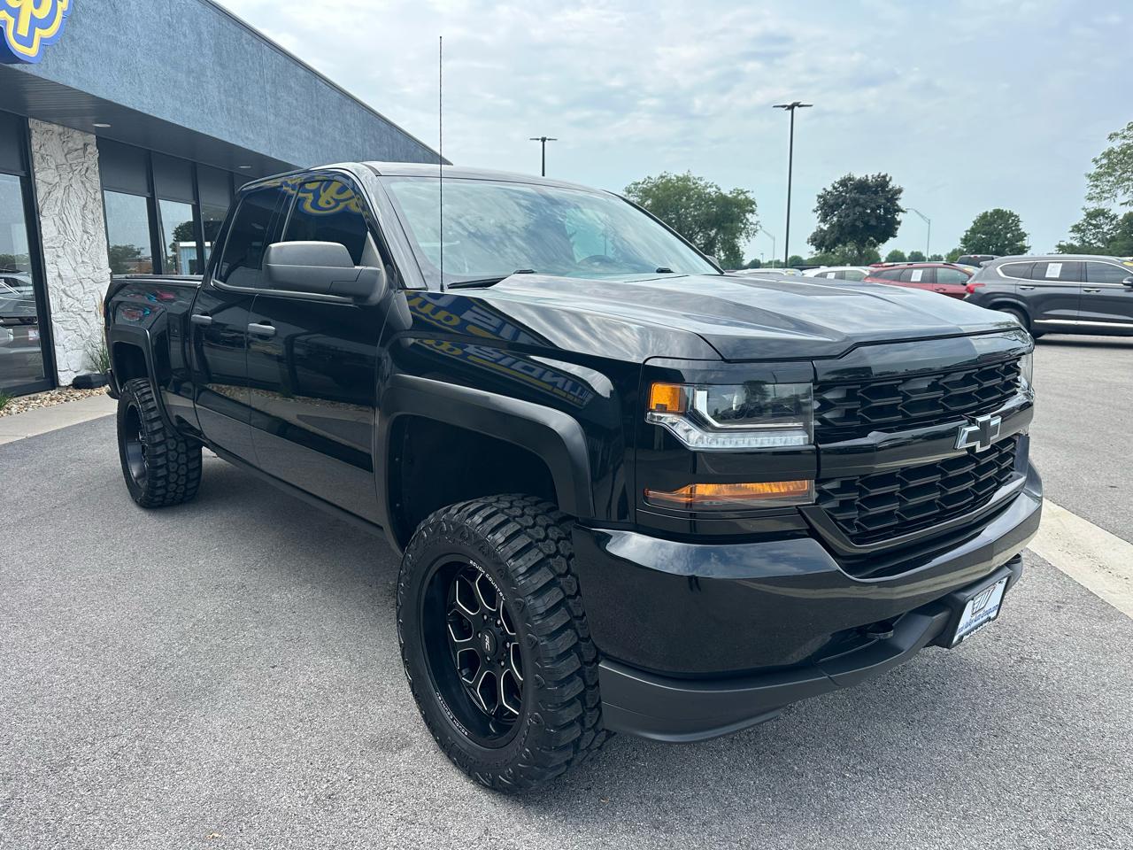 Chevrolet Silverado 1500 Custom Double Cab 4WD 2016