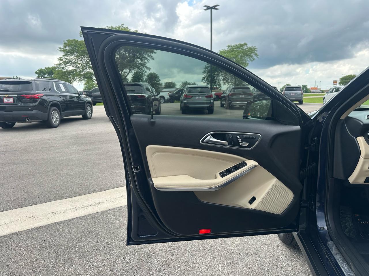 Mercedes-Benz GLA-Class GLA250 4MATIC 2018