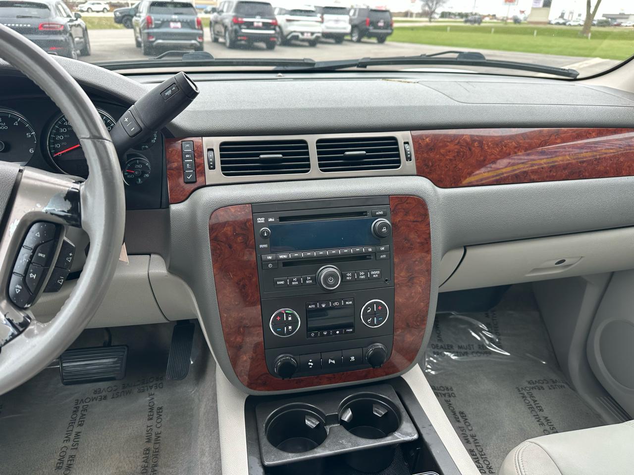 Chevrolet Tahoe LT 4WD 2010