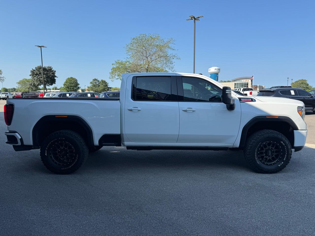 GMC Sierra 2500HD AT4 Crew Cab 4WD 2020