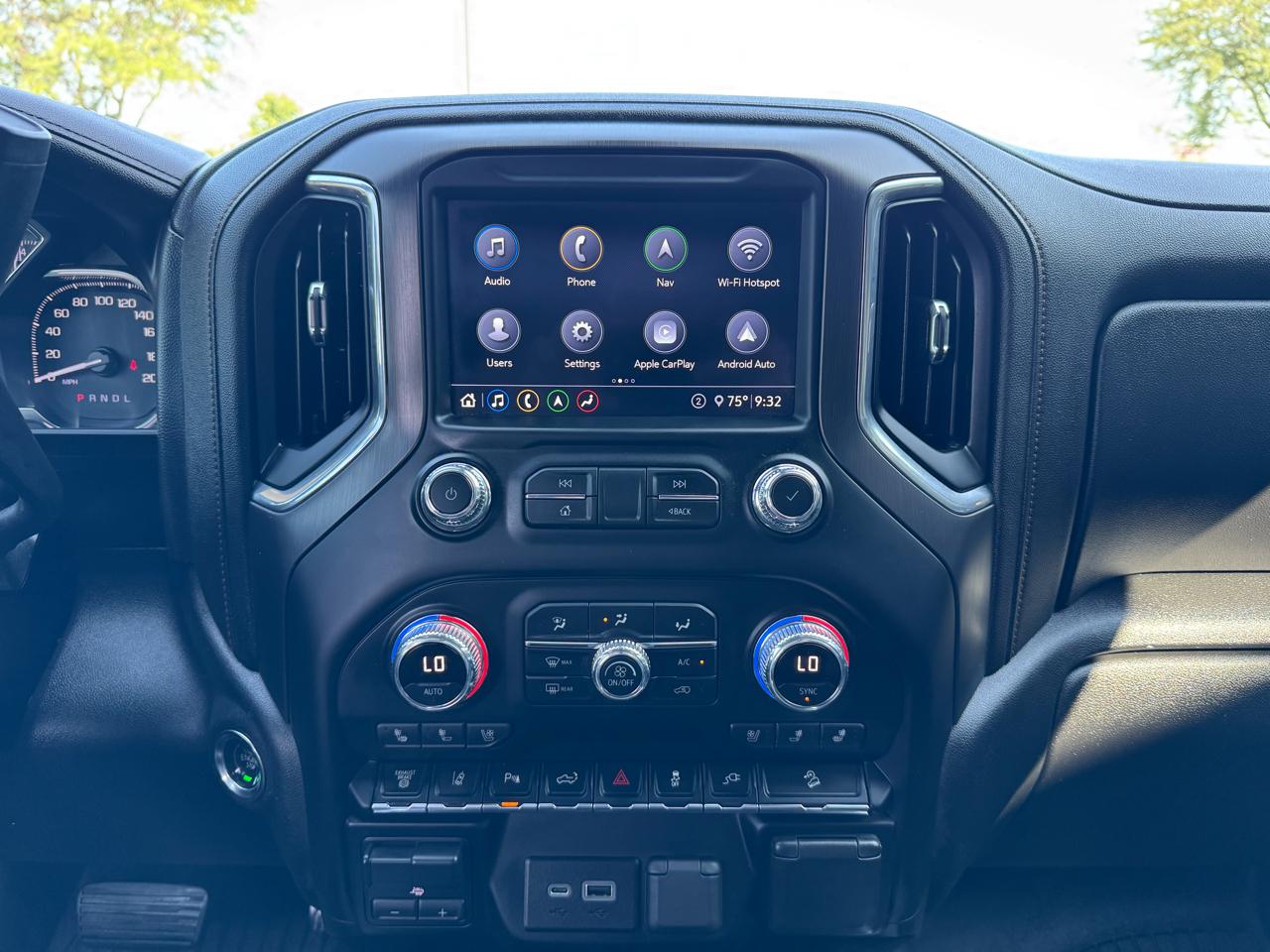 GMC Sierra 2500HD AT4 Crew Cab 4WD 2020
