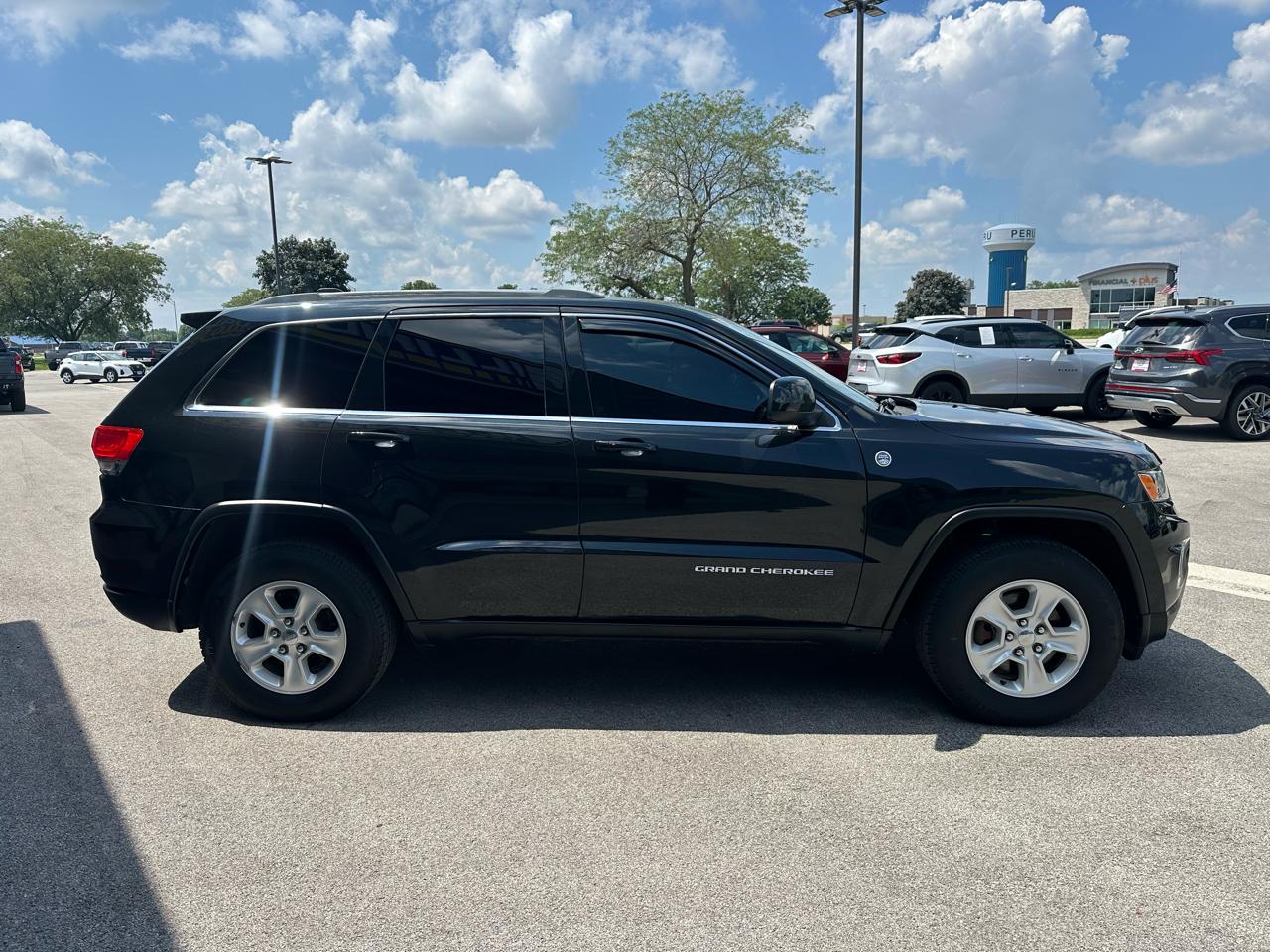 Jeep Grand Cherokee Laredo 4WD 2016