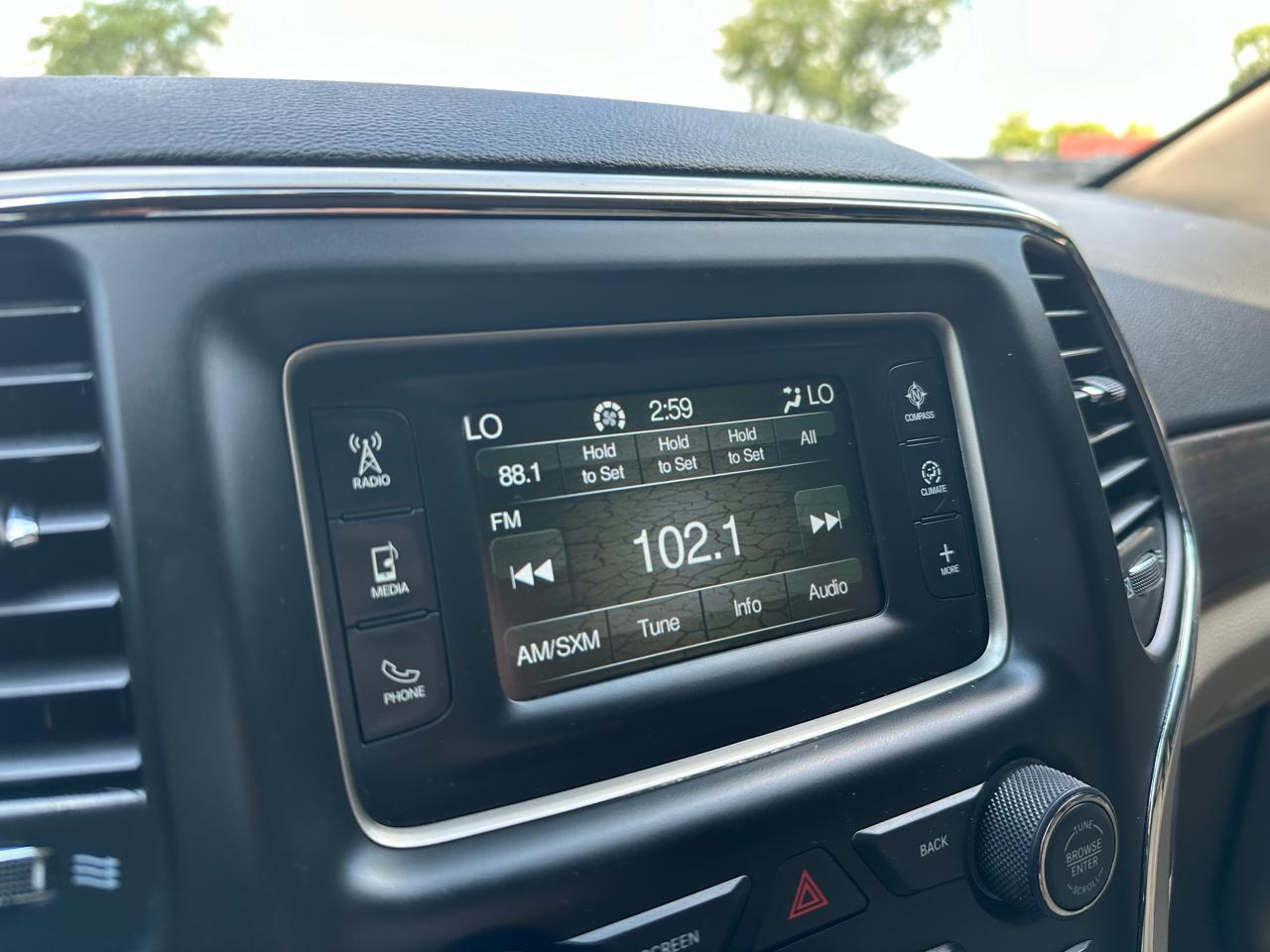 Jeep Grand Cherokee Laredo 4WD 2016