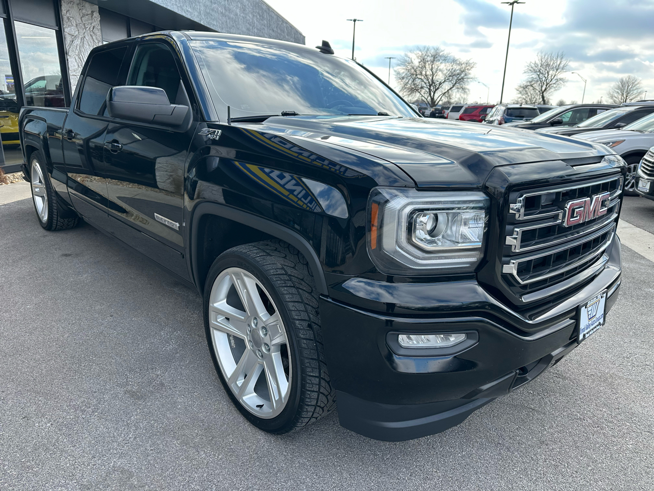 GMC Sierra 1500 SLE Crew Cab 4WD 2017