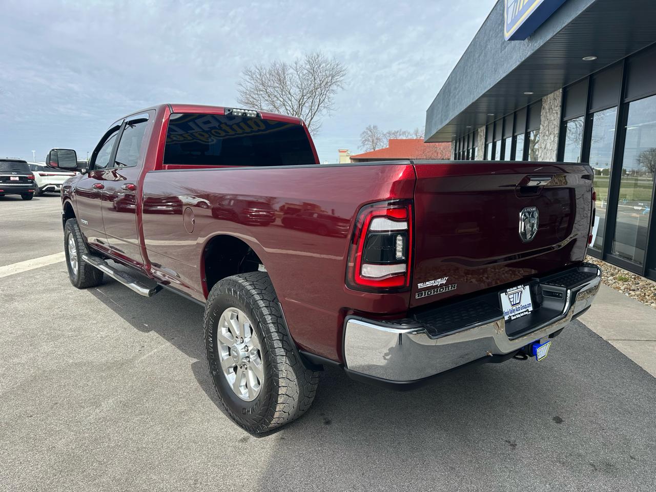 RAM 2500 Big Horn 4x4 Crew Cab 8' Box 2019