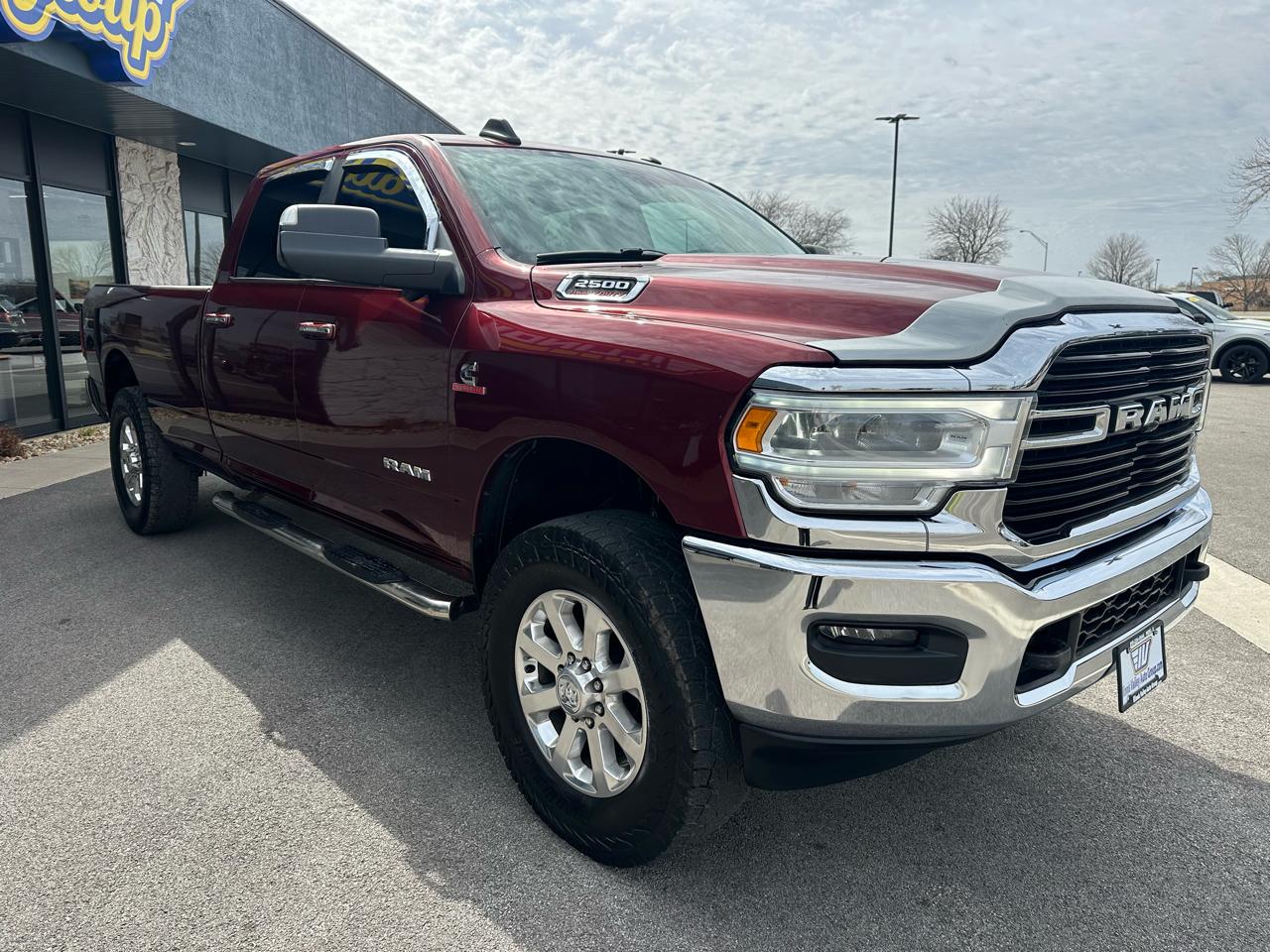 RAM 2500 Big Horn 4x4 Crew Cab 8' Box 2019