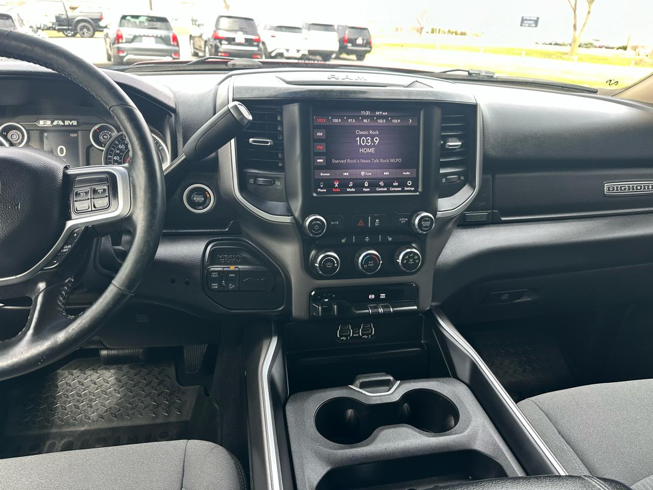 RAM 2500 Big Horn 4x4 Crew Cab 8' Box 2019