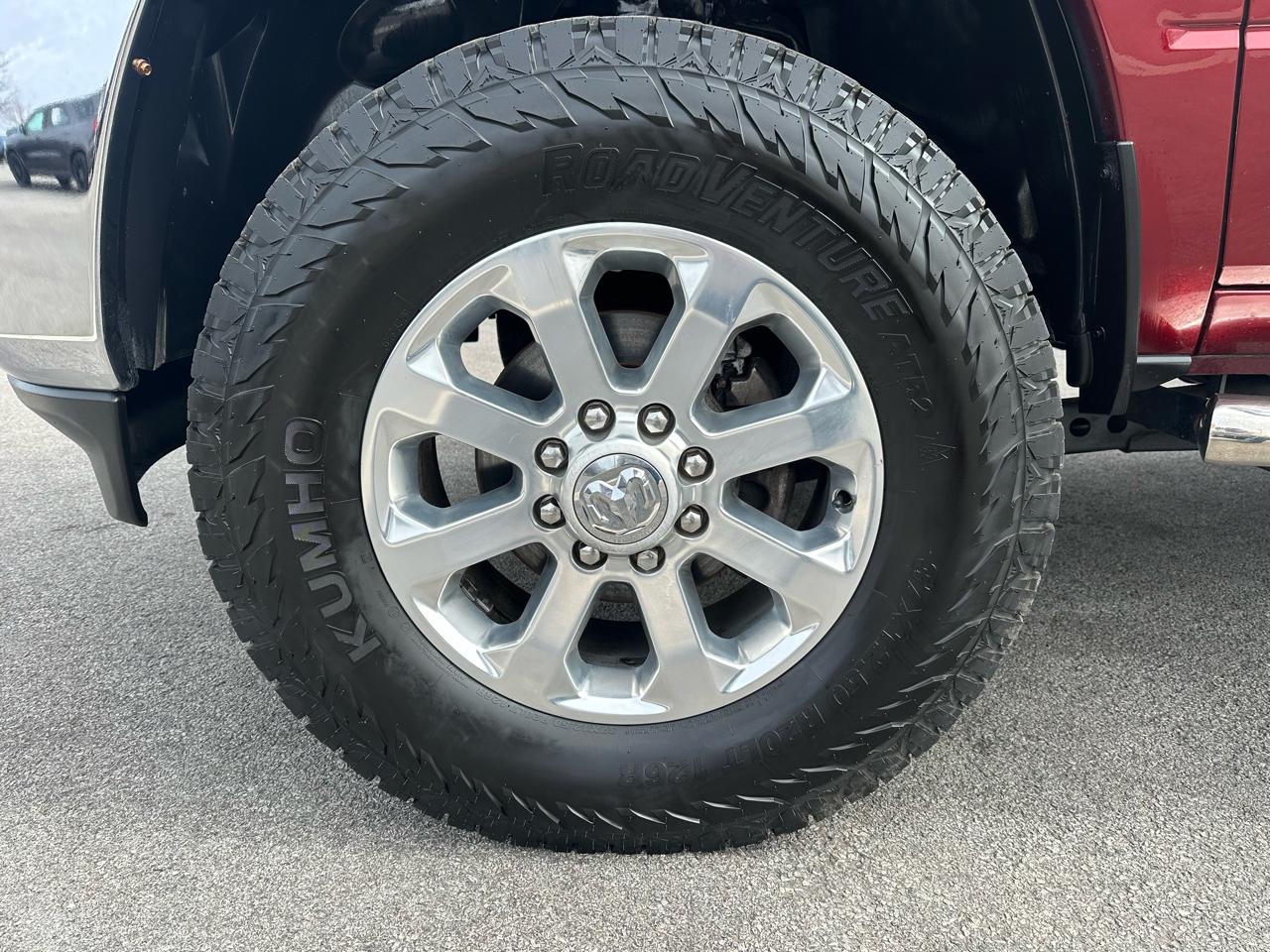 RAM 2500 Big Horn 4x4 Crew Cab 8' Box 2019