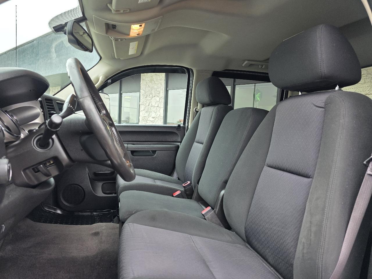 Chevrolet Silverado 2500HD LT Crew Cab 4WD 2013