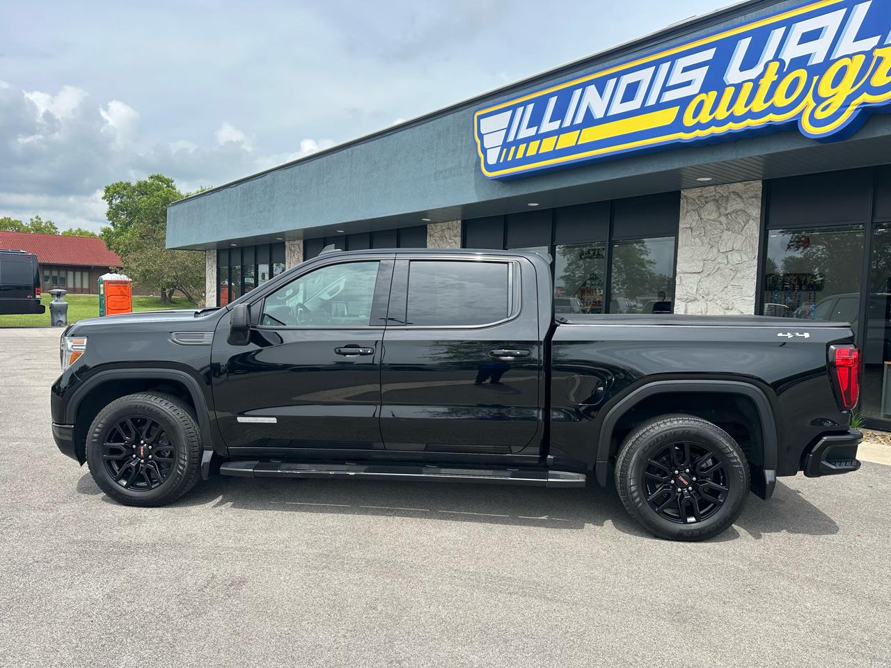 GMC Sierra 1500 Elevation Crew Cab 4WD 2020