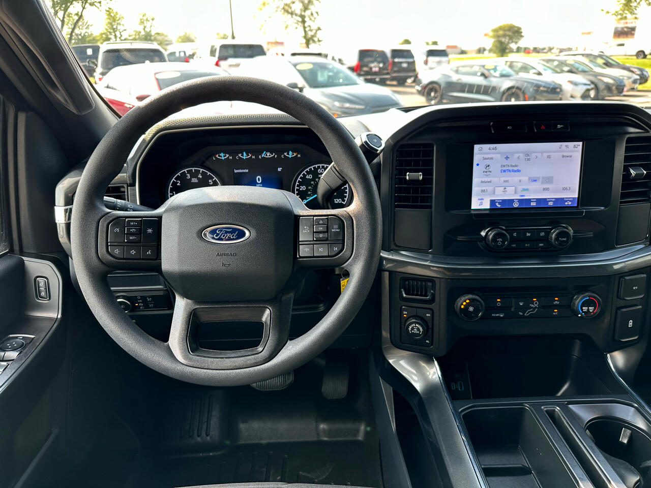 2022 Ford F-150 XL photo 3