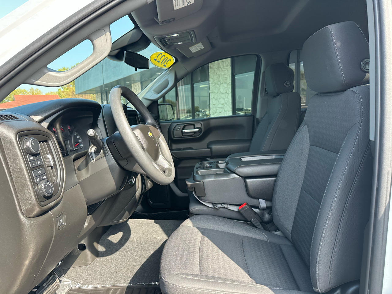 Chevrolet Silverado 1500 Custom Crew Cab 4WD 2022 Chevrolet Silverado 1500 Custom Crew Cab 4WD 2022