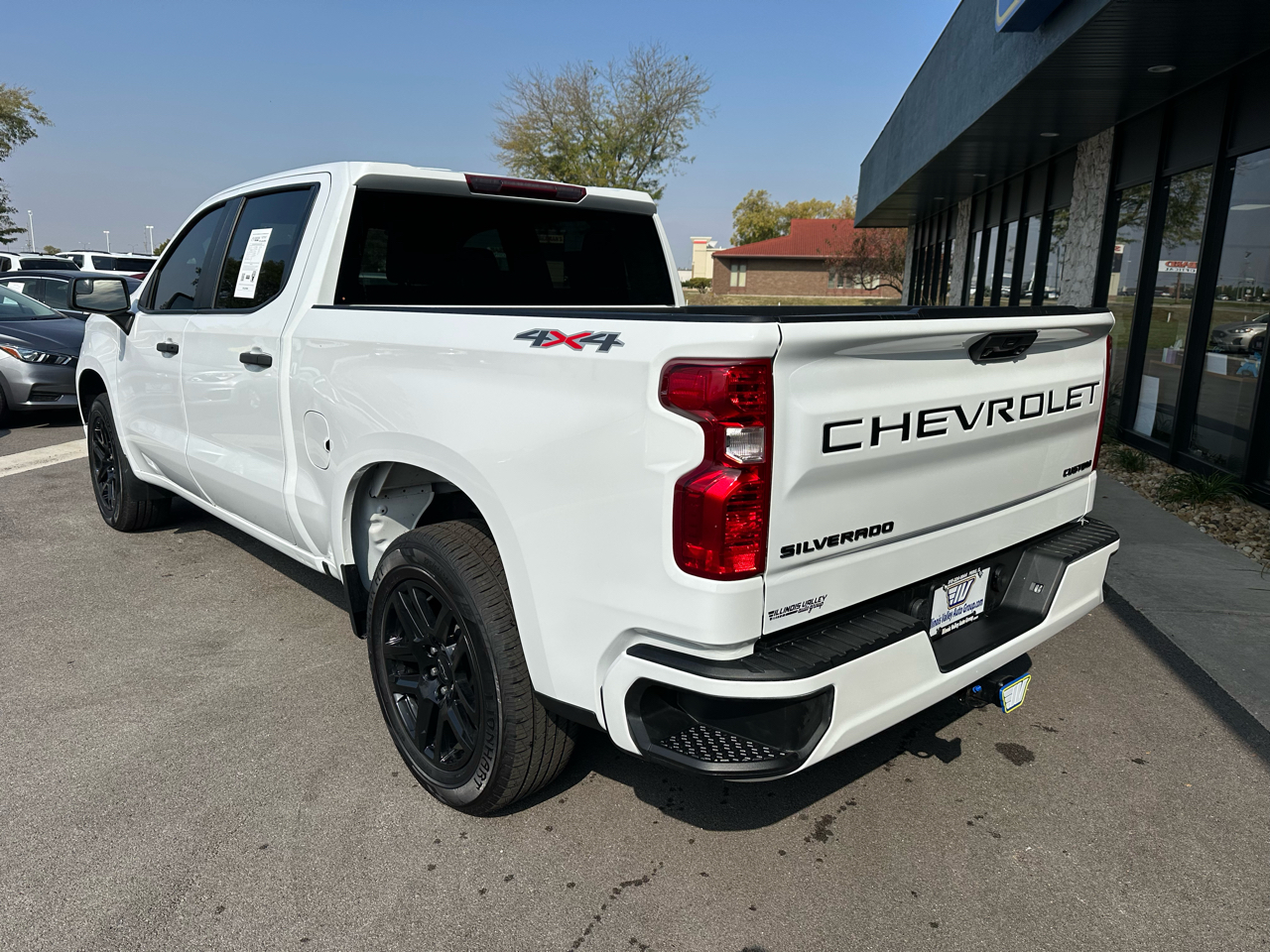 Chevrolet Silverado 1500 Custom Crew Cab 4WD 2022 Chevrolet Silverado 1500 Custom Crew Cab 4WD 2022