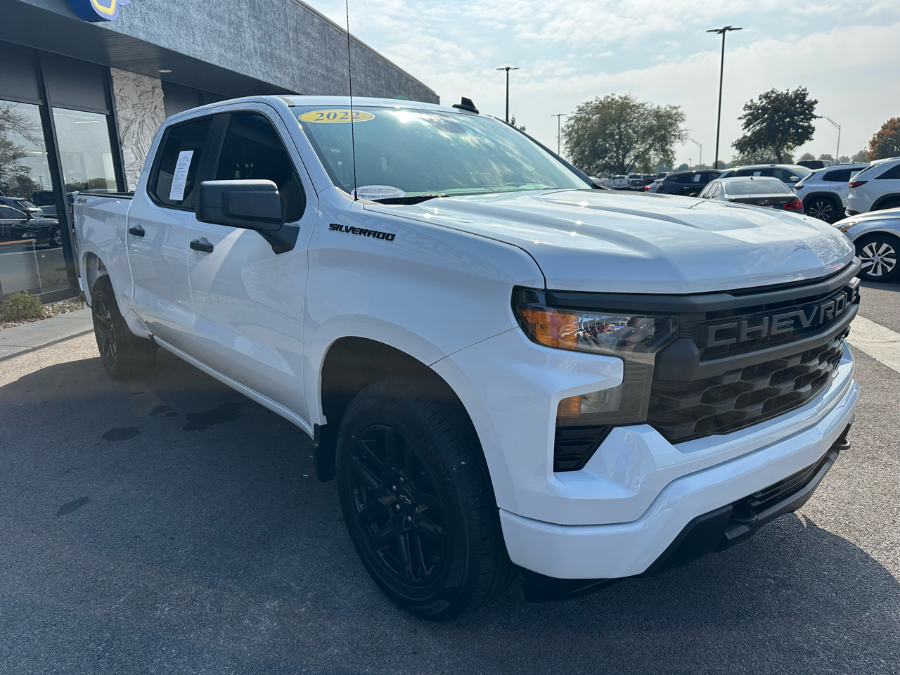 Chevrolet Silverado 1500 Custom Crew Cab 4WD 2022 Chevrolet Silverado 1500 Custom Crew Cab 4WD 2022