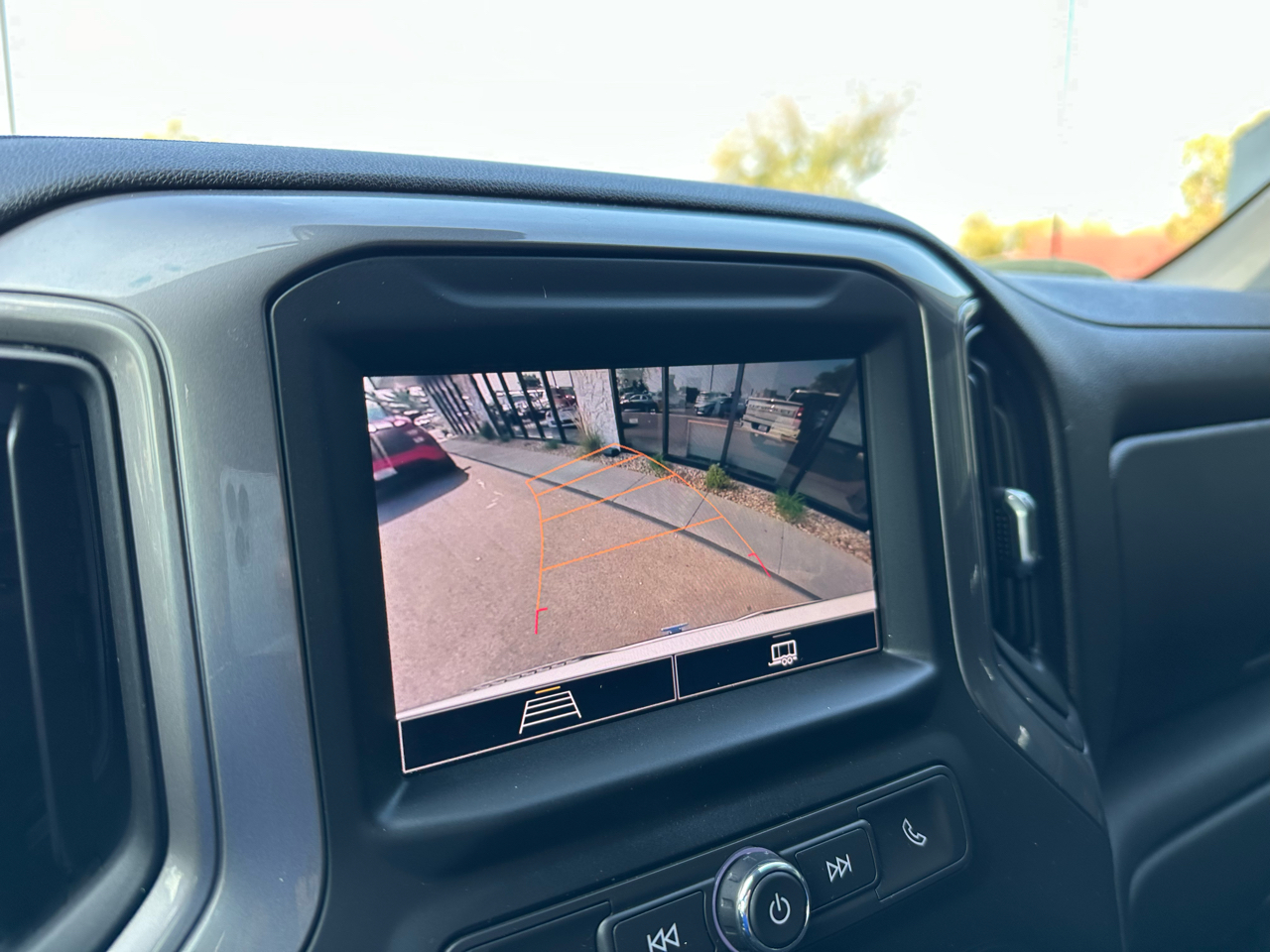 Chevrolet Silverado 1500 Custom Crew Cab 4WD 2022 Chevrolet Silverado 1500 Custom Crew Cab 4WD 2022