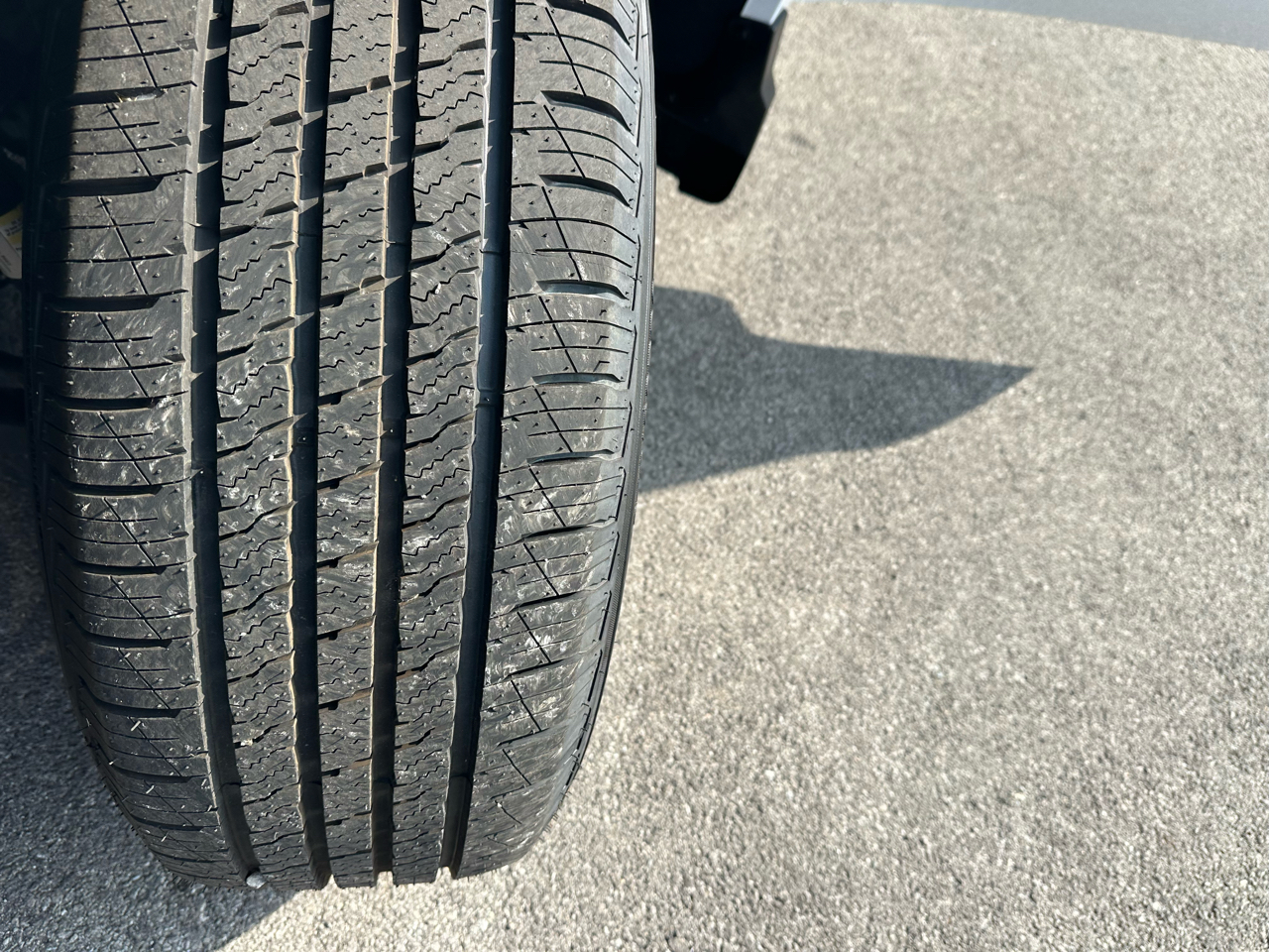 Chevrolet Silverado 1500 Custom Crew Cab 4WD 2022 Chevrolet Silverado 1500 Custom Crew Cab 4WD 2022