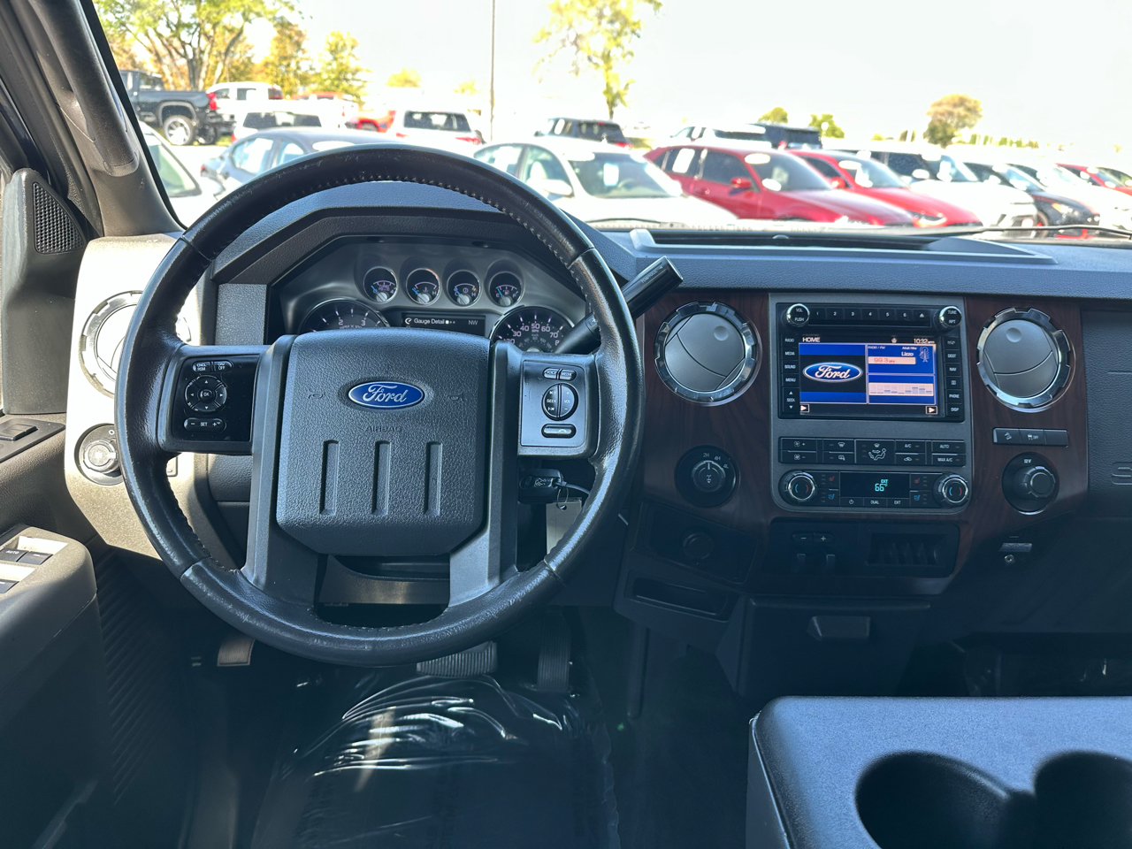 2011 Ford F-250 Lariat photo 3
