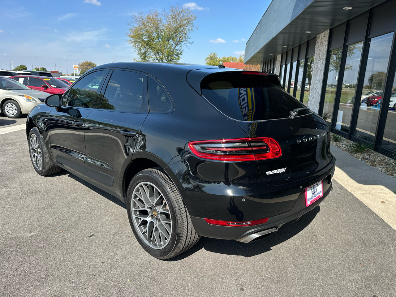 2017 Porsche Macan photo 5