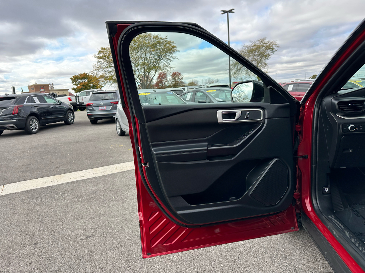 Ford Explorer XLT AWD 2020 Ford Explorer XLT AWD 2020