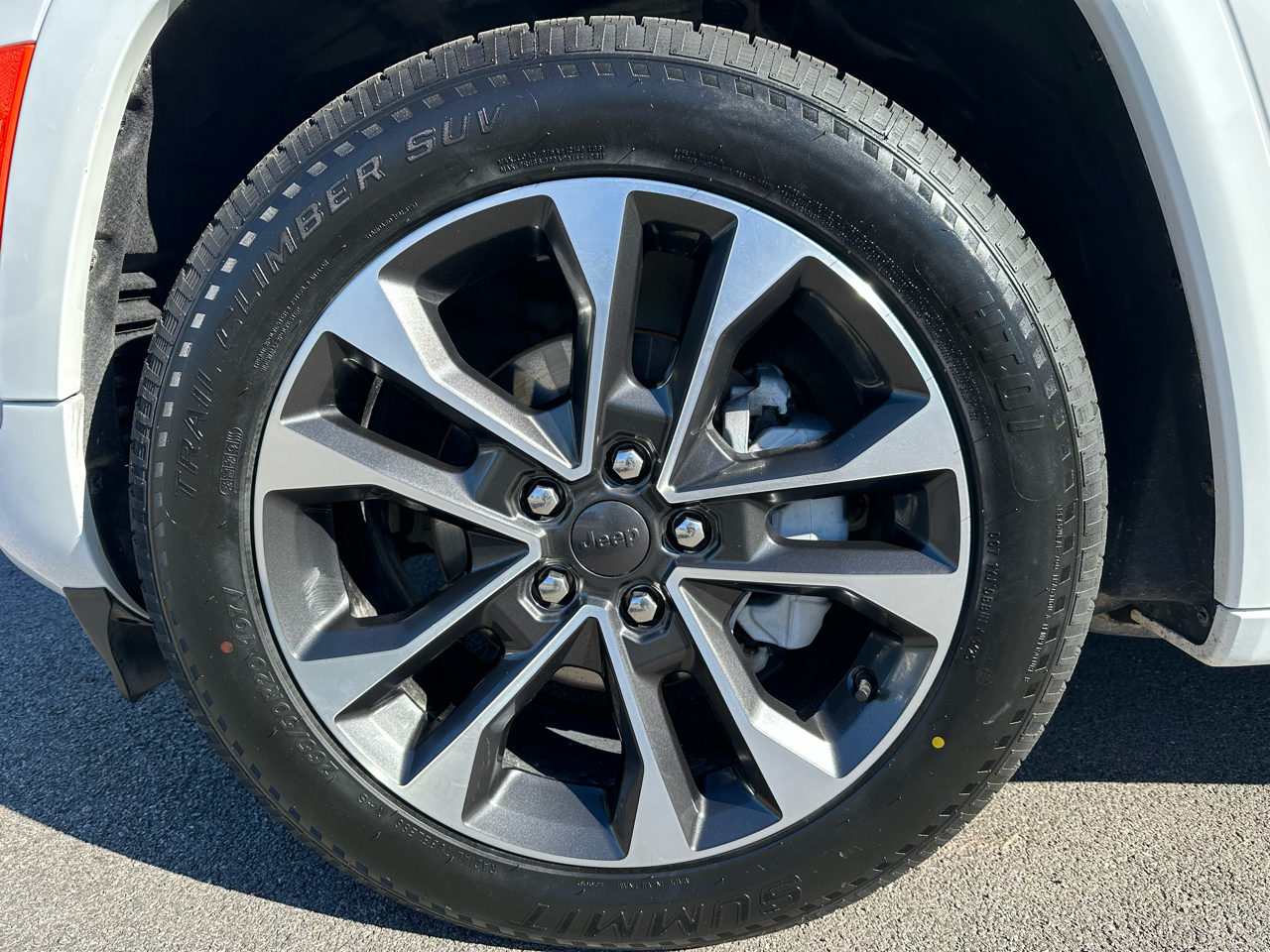 Jeep Grand Cherokee Overland 4WD 2022 Jeep Grand Cherokee Overland 4WD 2022