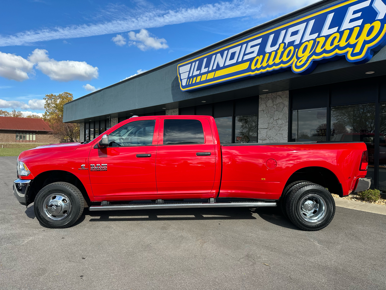RAM 3500 Tradesman Crew Cab 4WD DRW 2018 RAM 3500 Tradesman Crew Cab 4WD DRW 2018