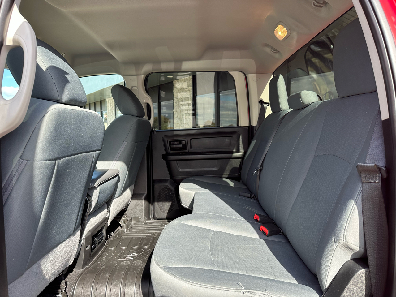 RAM 3500 Tradesman Crew Cab 4WD DRW 2018 RAM 3500 Tradesman Crew Cab 4WD DRW 2018