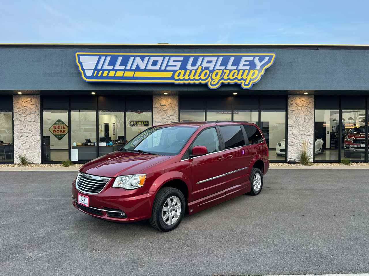 2011 Chrysler Town & Country Touring