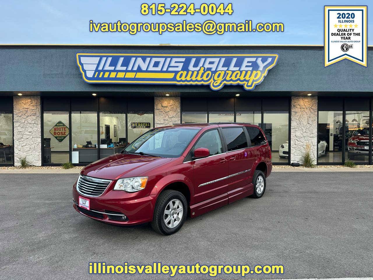 2011 Chrysler Town & Country Touring